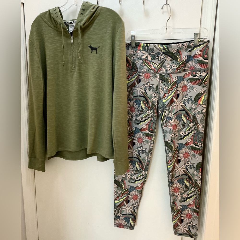 Pink Victoria's Secret Sport Floral Leggings & Top